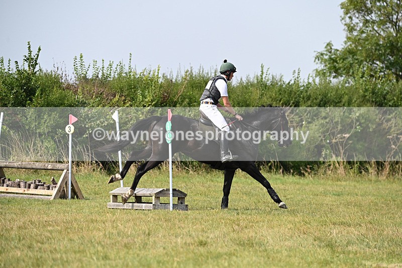 WJ6_2341 - 60cm XC Time 14:21 to 14:47