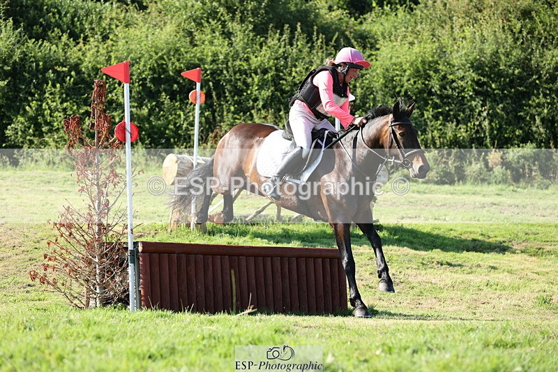 240811A-171211-06964 - 451-