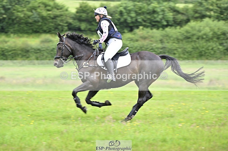 240630-112805-00266 - 103-Olivia_Marriott-Charming_Fellow