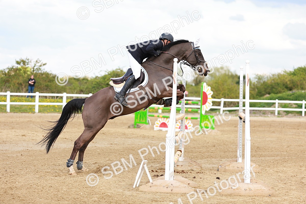 SBM_002576 - Class 5 - Senior Foxhunter - 1.20m