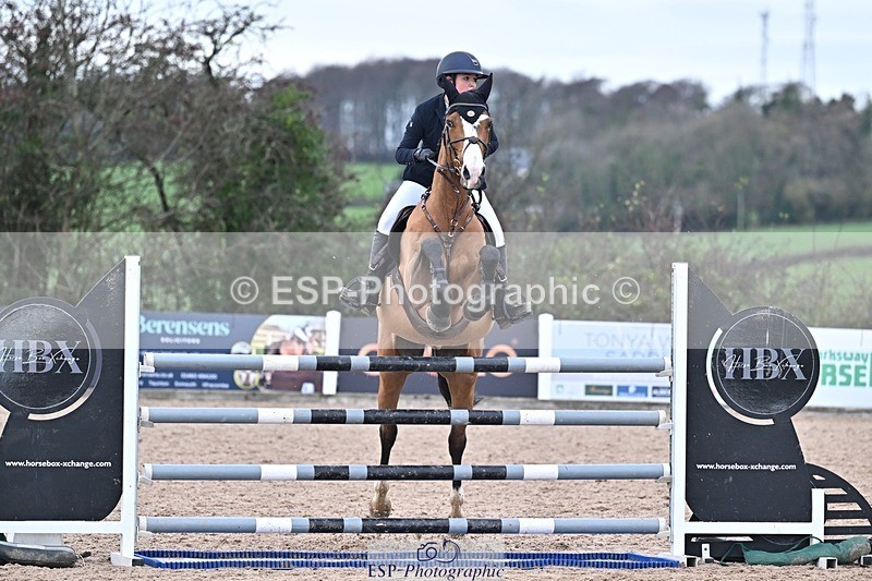 251126-135253-00647 - Cls 5 Foxhunter and 1.20m