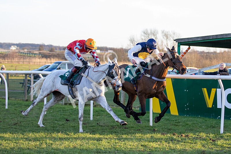 050325-Race 6-Captain Tommy-7066 - Race 6