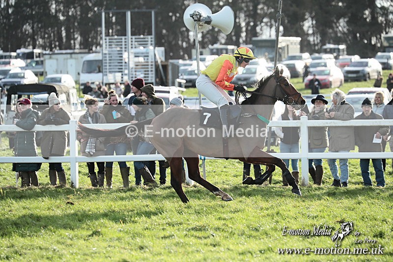 PtP 141225  1401 - New Forest Hounds PtP Larkhill 14/12/25