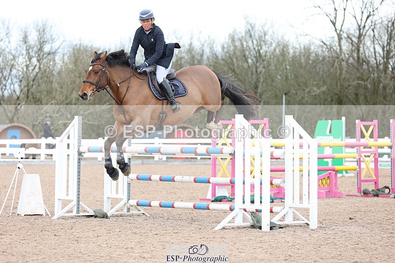 240223A-135810-01752 - Cls 5 Newcomers and 1.10m Open