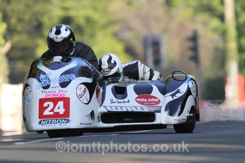 IMG_5517 - Thursday Practice - TT 2013 Side Car
