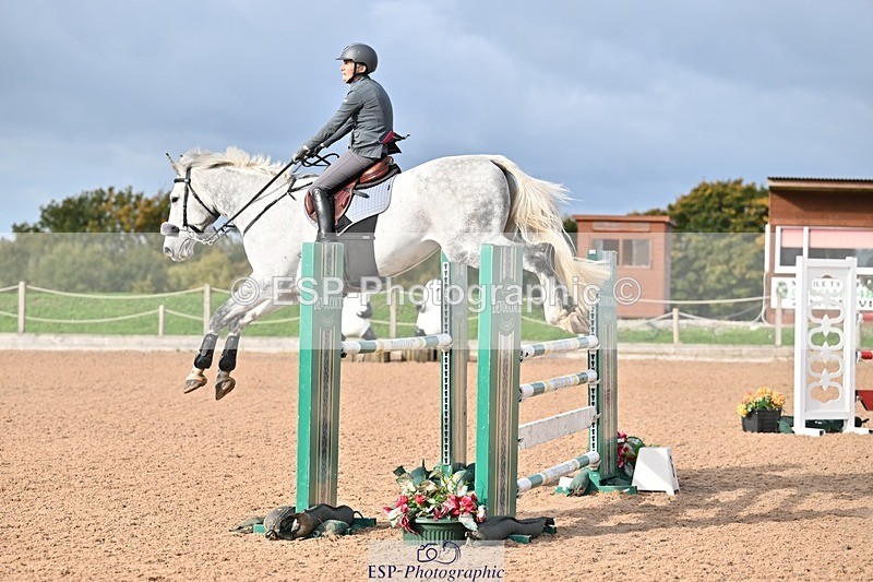 251005-101731-02721 - Cls 15 Foxhunter and 1.20m