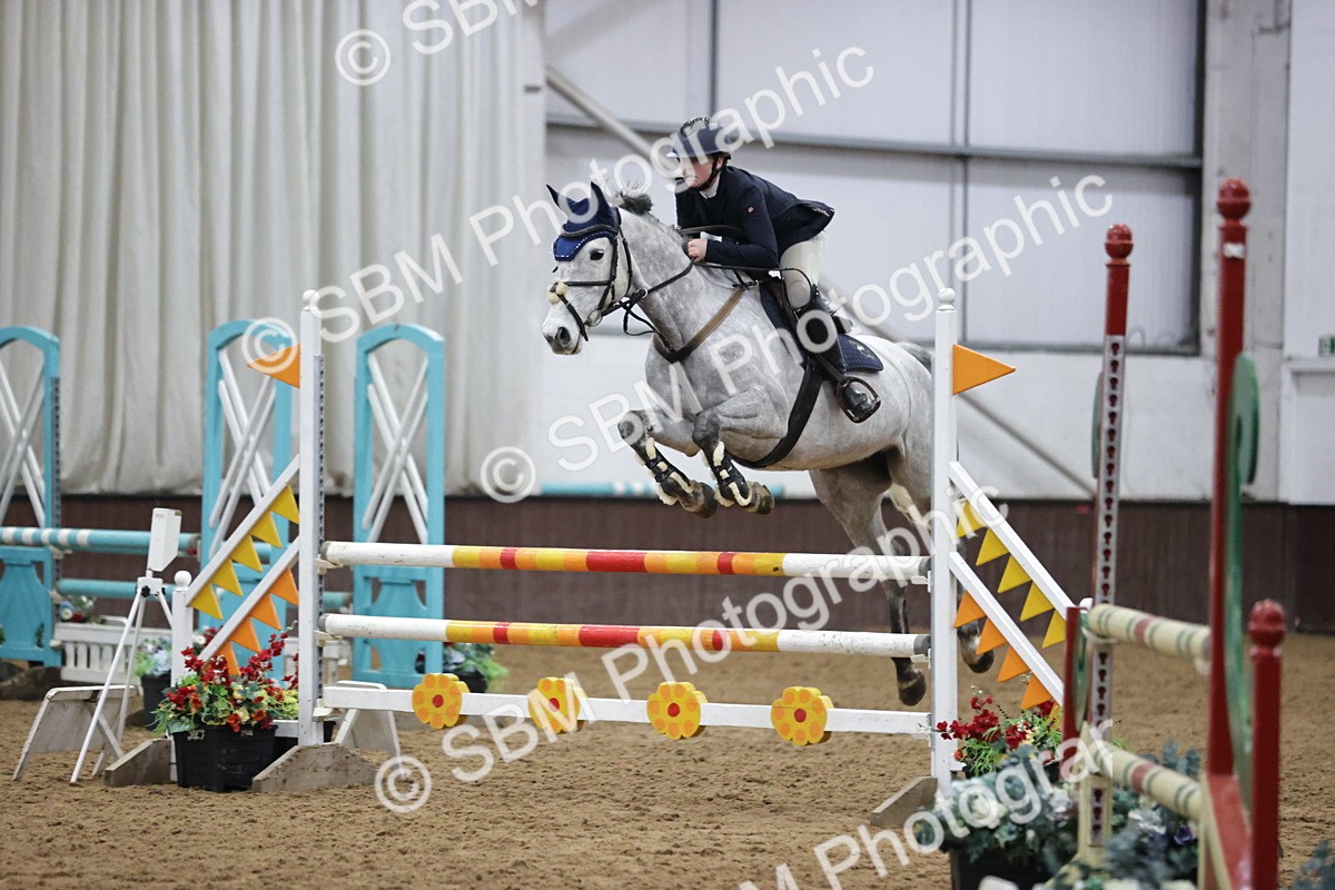 SBM_000857 - Class 3 - Nupafeed Supplements Senior Discovery/ 1m Open