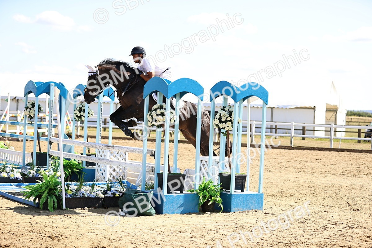 SBM_015560 - Class 16 - Senior foxhunter - 1.20m Open