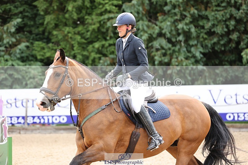 240817-093022-00286 - 02A Snr Brit Nov