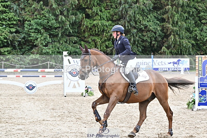 250524A-130704-11225 - D-402-Isabelle.Cook-CYMOON.F.Z