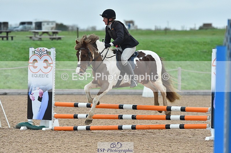 231119A-085204-04032 - Sun Cls 15+16 Club and Schools 60cm