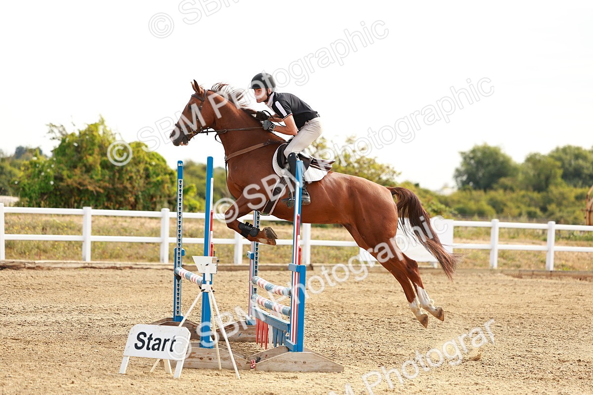 SBM_002109 - Class 8 - Clear Round