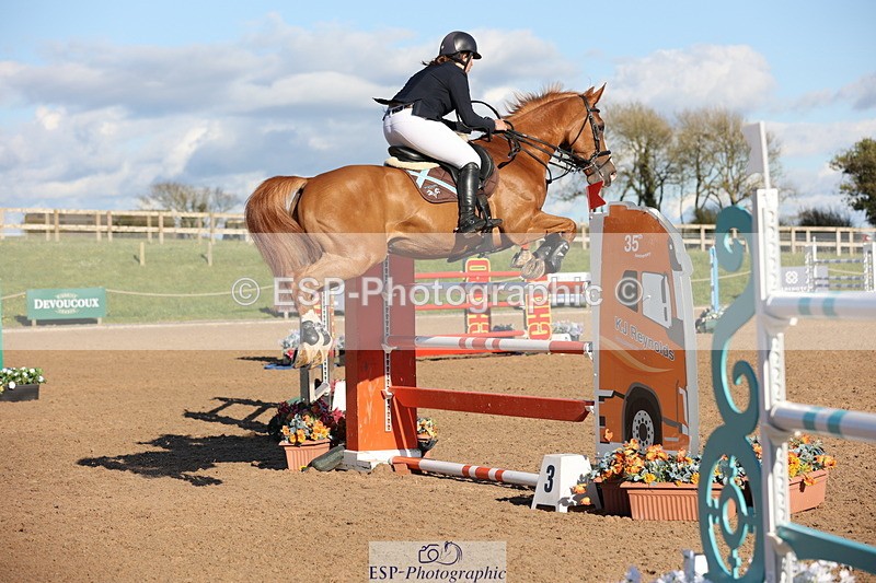 240419A-174426-09968 - Cls 10, 2 Star Big Tour 145cm  Break to End