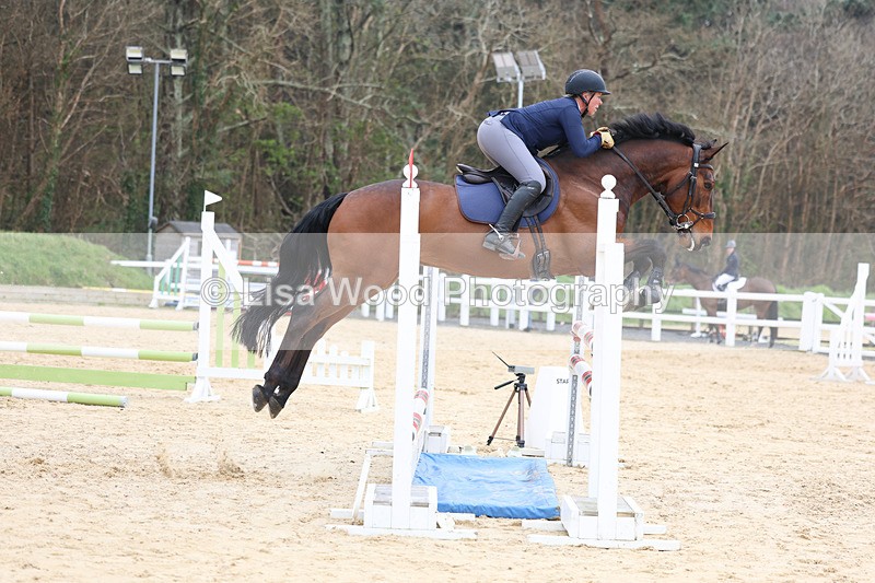 3E7A7663 - Class 8: Senior Newcomers/1.10m open