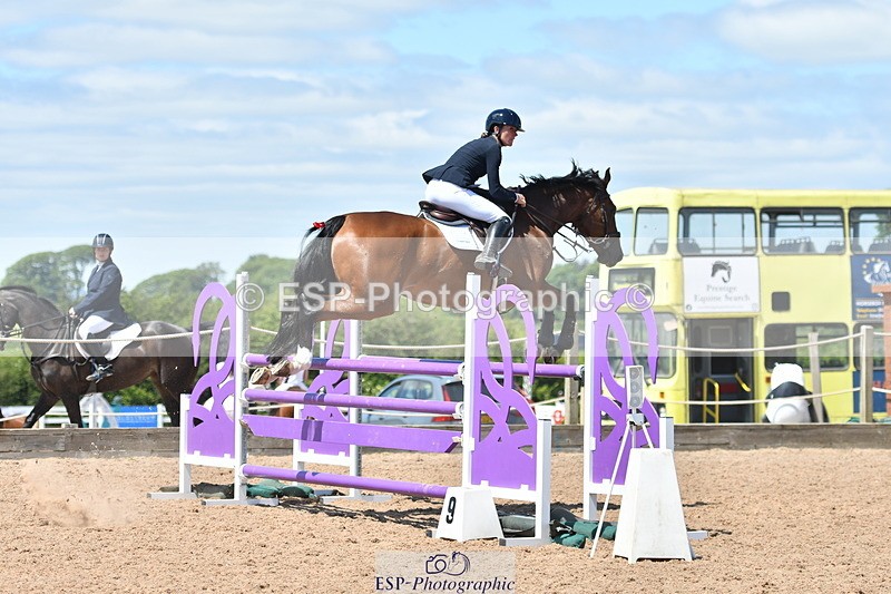 240609A-125212-05404 - Cls 18 Snr Newcomers and 1.10m Open