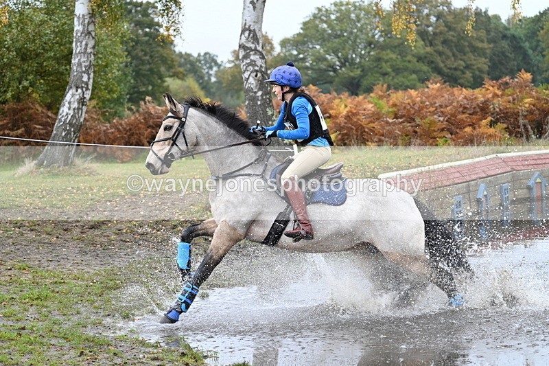 WJ7_1300 - 80cm Cam 2 Water Time 11:29 to 11:46