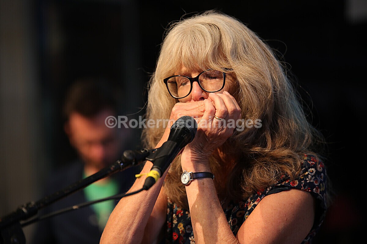 FOLK N BLUES-182 - FOLK and BLUES SEPT 2022