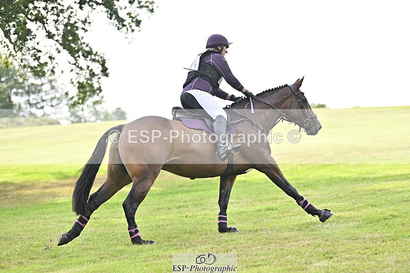 240825X-170746-37673 - 80cm XC 16.30 to 17.30