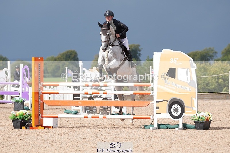 250913-123117-06904 - Cls 15 Snr Foxhunter