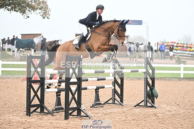 241102A-120157-04456 - SAT Cls 15 Foxhunter and 1.20m Open
