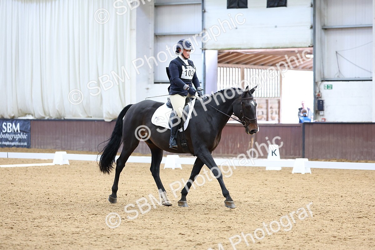 SBM_002207 - Novice 2