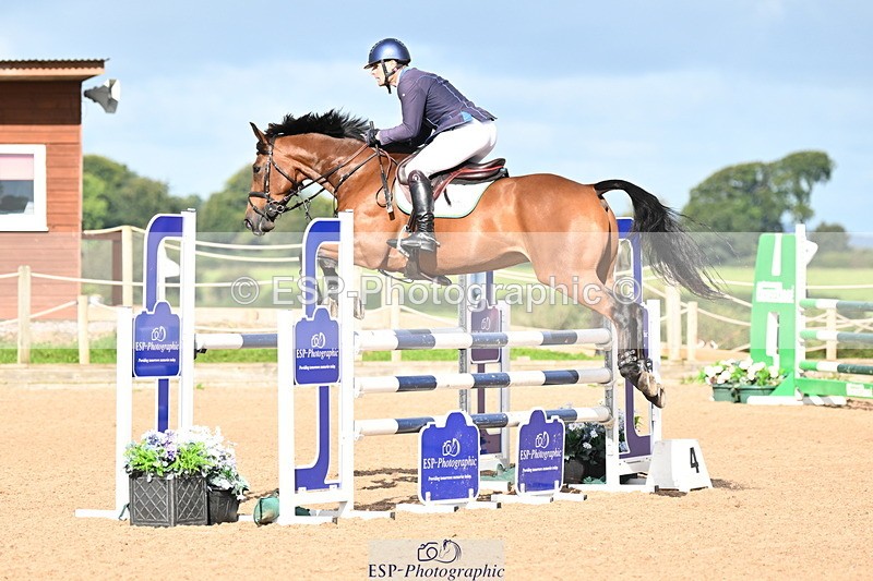 240912A-095902-00305 - Cls 1 Snr 1.05m & 1.10m Open