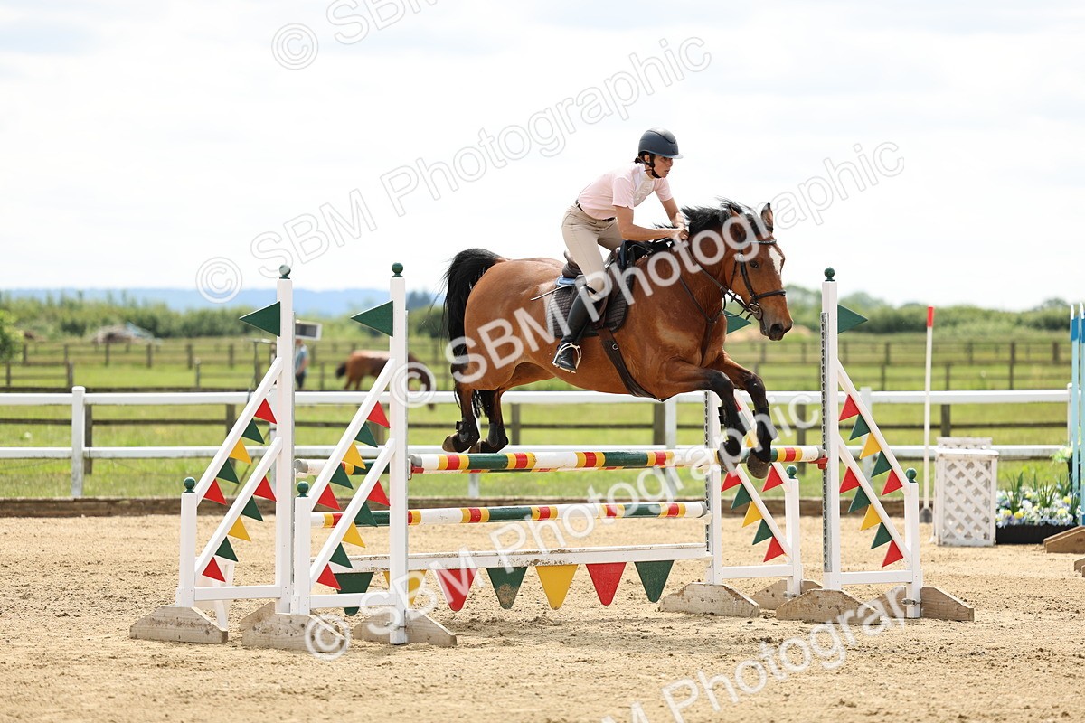 SBM_005264 - Class 18 - Senior 1.05m Open