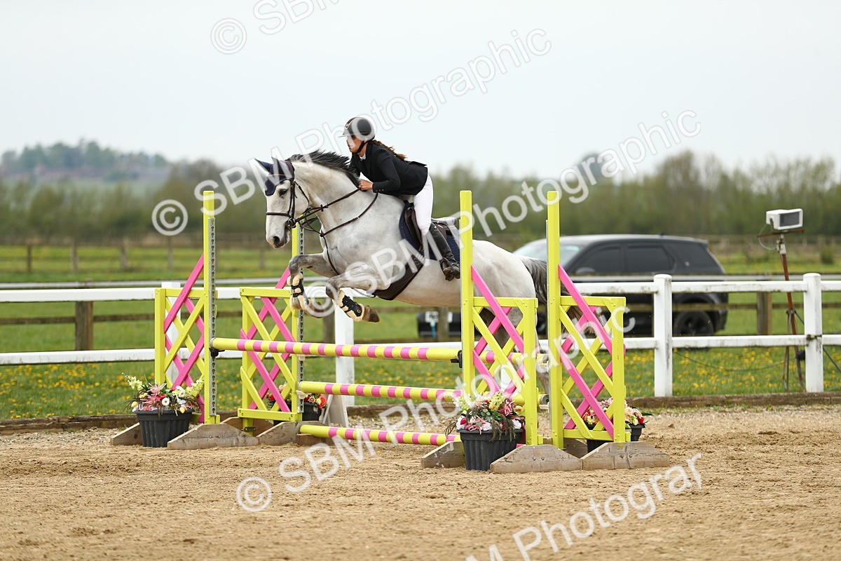 SBM_000591 - Class 2 - Senior British Novice 90cm