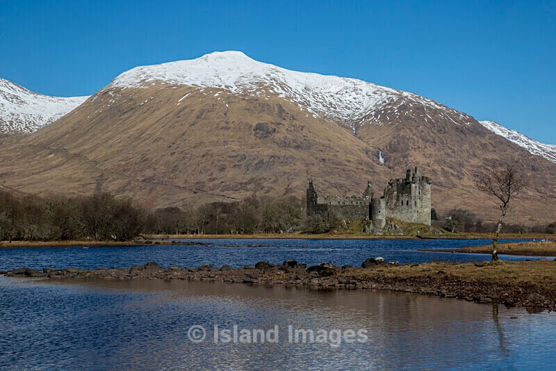 Snow in the peaks at Kilchurn - Kilchurn Castle