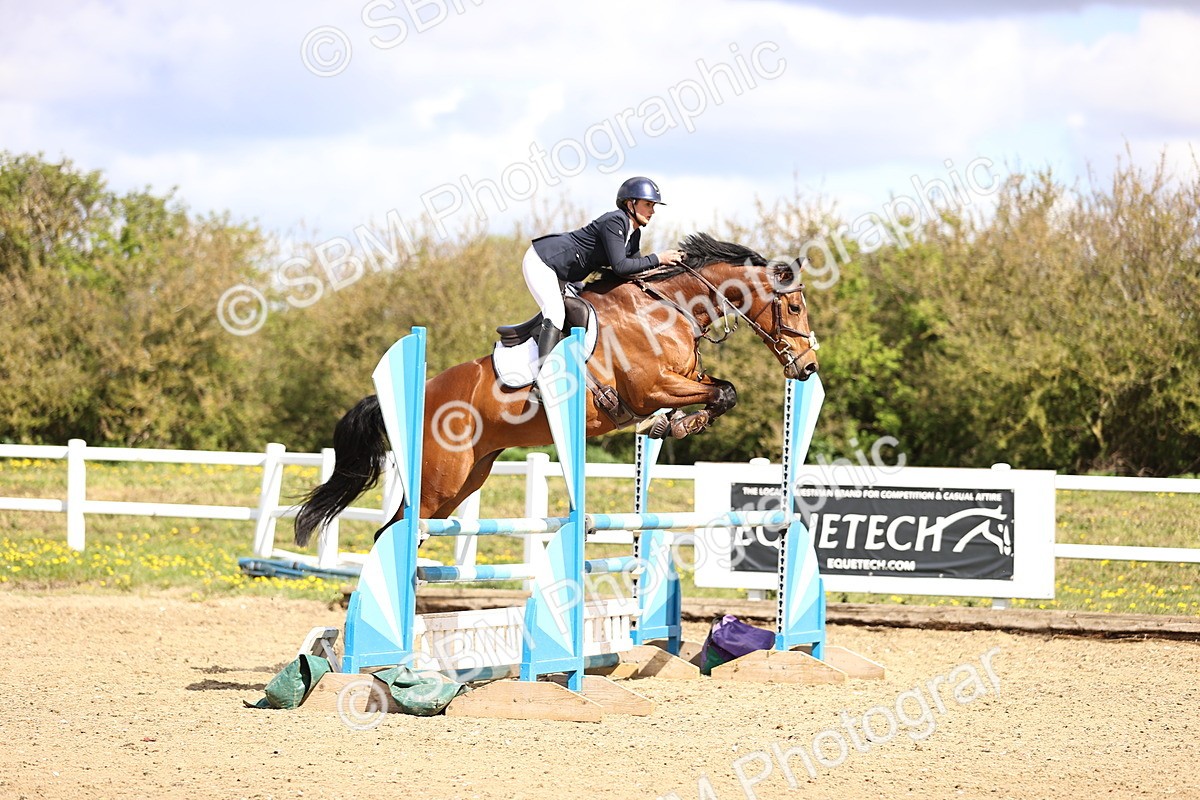SBM_003425 - Class 16 - Senior Discovery - 1.00m