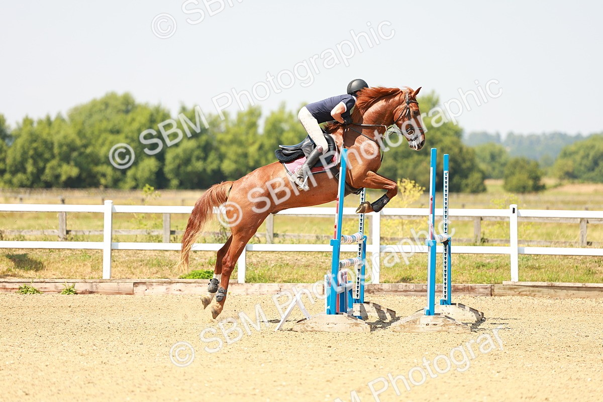 SBM_001258 - Class 4 - Senior Newcomers - 1.10m