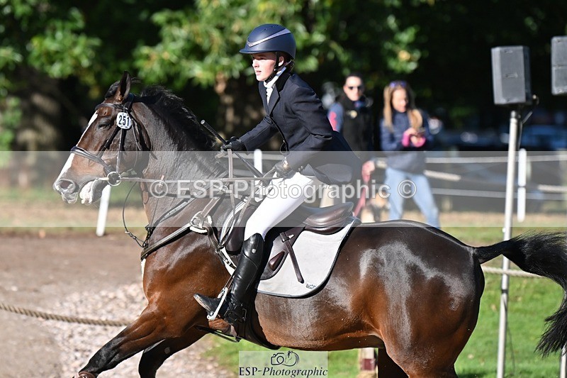 231022-102842-23359 - 251-JE.SUIS.MARVELOUS.WB-Emma.Collins-SJ