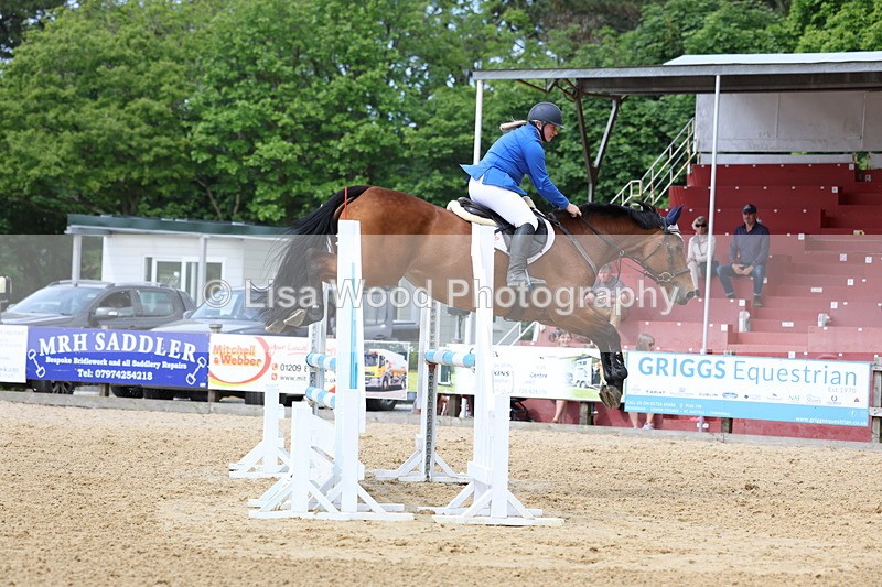 3E7A7328 - Class 7: Senior Newcomers/1.10m open