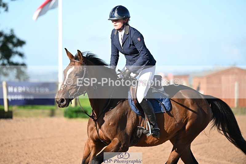 240912A-090439-00050 - Cls 1 Snr 1.05m & 1.10m Open