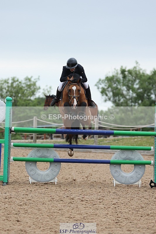 250524-130013-04879 - Cls 15 Snr Fox 1st Rnd