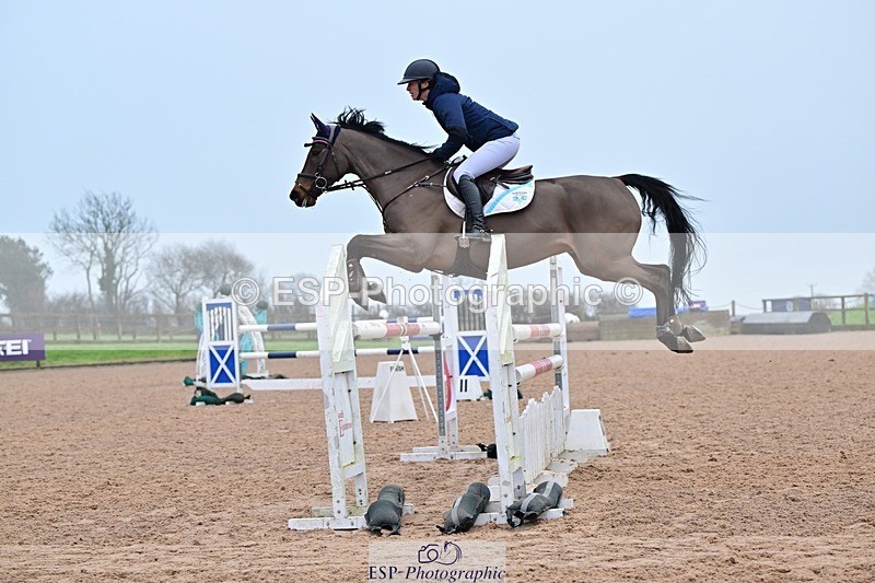 250122-123222-00389 - Cls 4 Newcomers and 1.10m