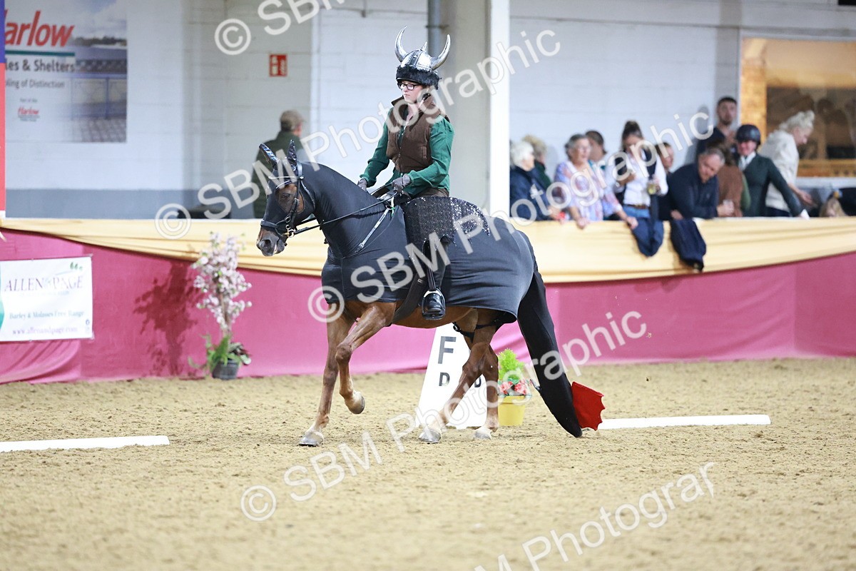 SBM_10362 - Class 62 - Strictly Fancy Dress-Age