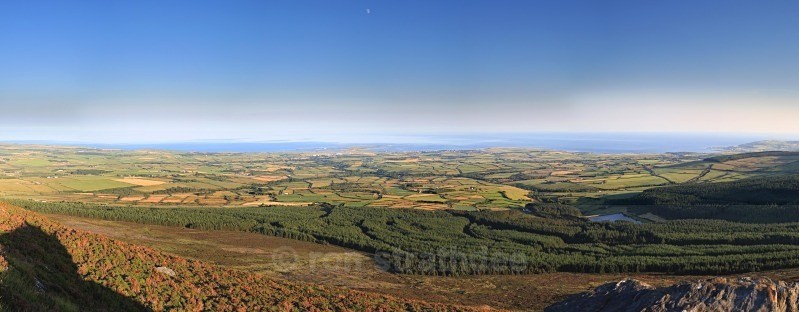 The Southern Lands - Panorama of Man