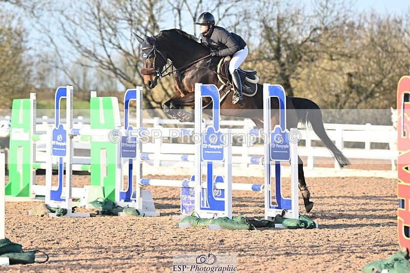 231210A-143914-02808 - Cls 21 Foxhunter & 1.20m Open