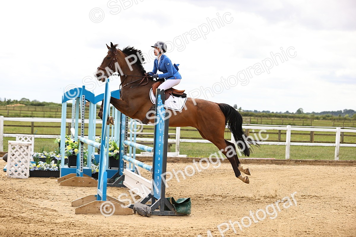 SBM_000466 - Class 4 - 1m showjumping
