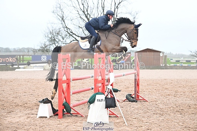 260121-130406-00337 - Snr Newcomers 1.10m