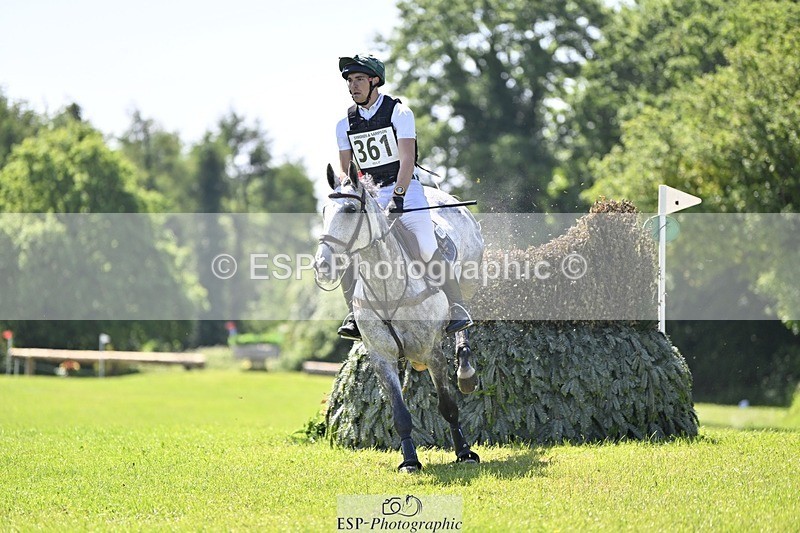 240525-110934-12438 - 361-FENIZIO-Max_Warburton