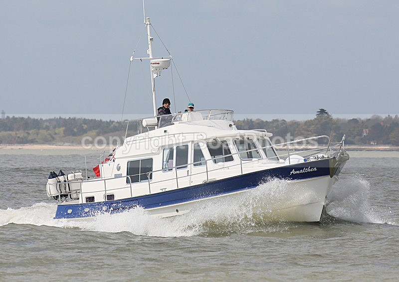 140418 AMALTHEA HARDY WT7A7134 - Flybridge Cruisers