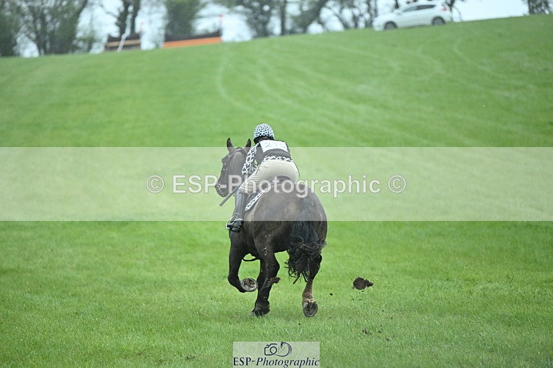 250418-142336-04976 - 216-Kt.English-Baillie-CRISTAKELL.MR..DOUGAL