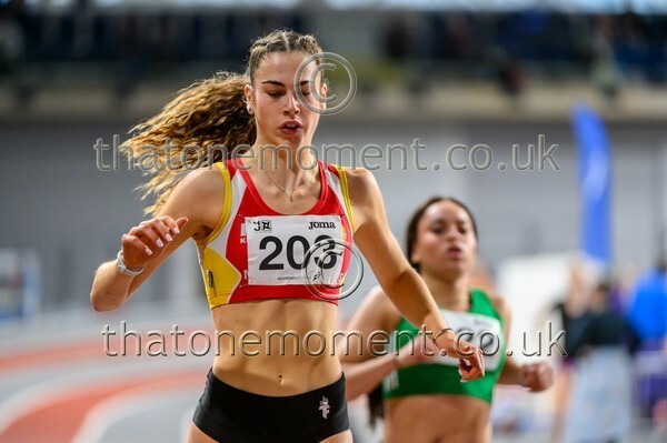 SenInd26-927262 - Track Female Set Two