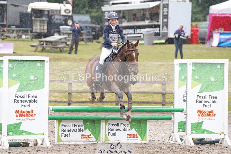 240824X-122440-24025 - 80cm Round 1 12.00 to 13.00