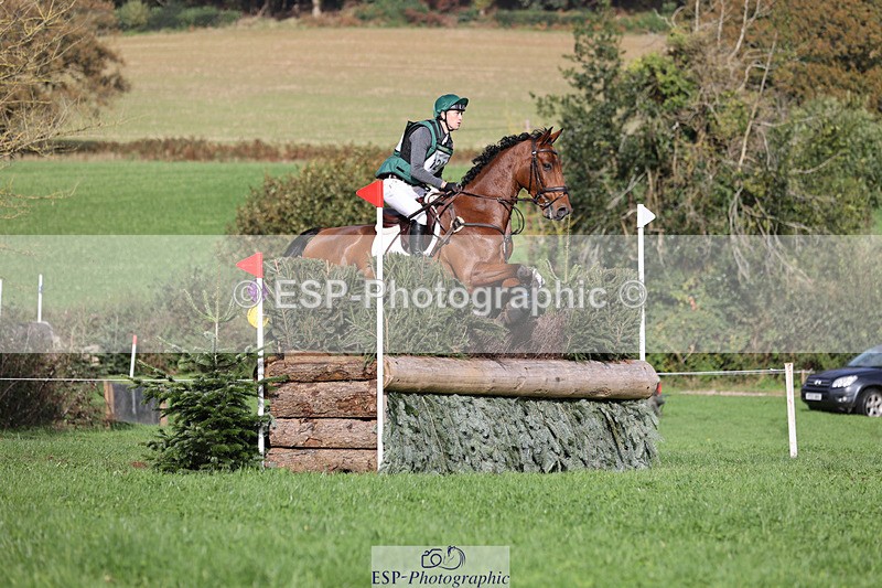 241025-125023-08170 - 124-Freddie.Carden-MBF.VITAL.FINESSE