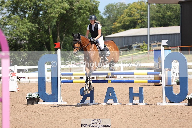 240718A-123725-05123 - Cls 9, 1 Star Bronze Tour 1.10m