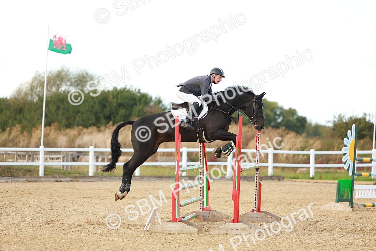 SBM_002133 - Class 5 - Senior Foxhunter - 1.20m