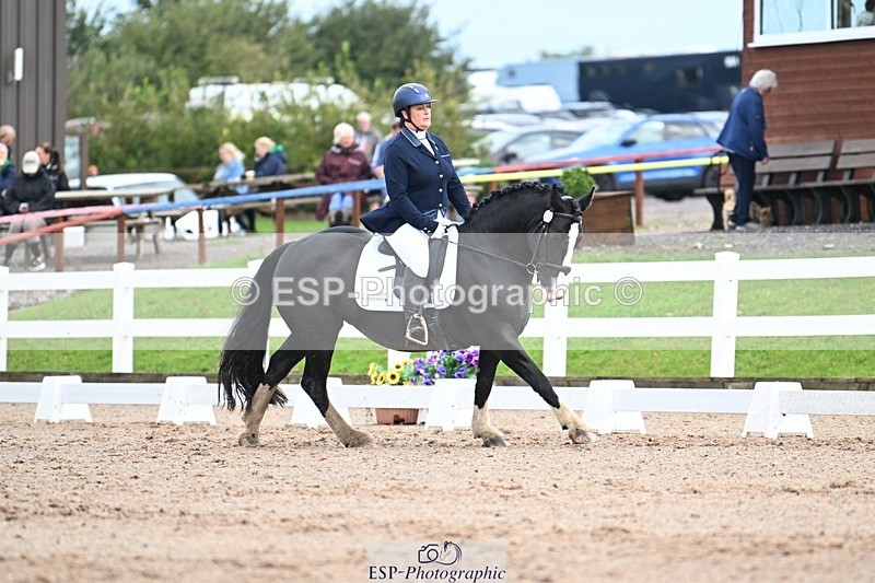 250907-112837-07229 - 018-Kathy.WhiteMilly.111